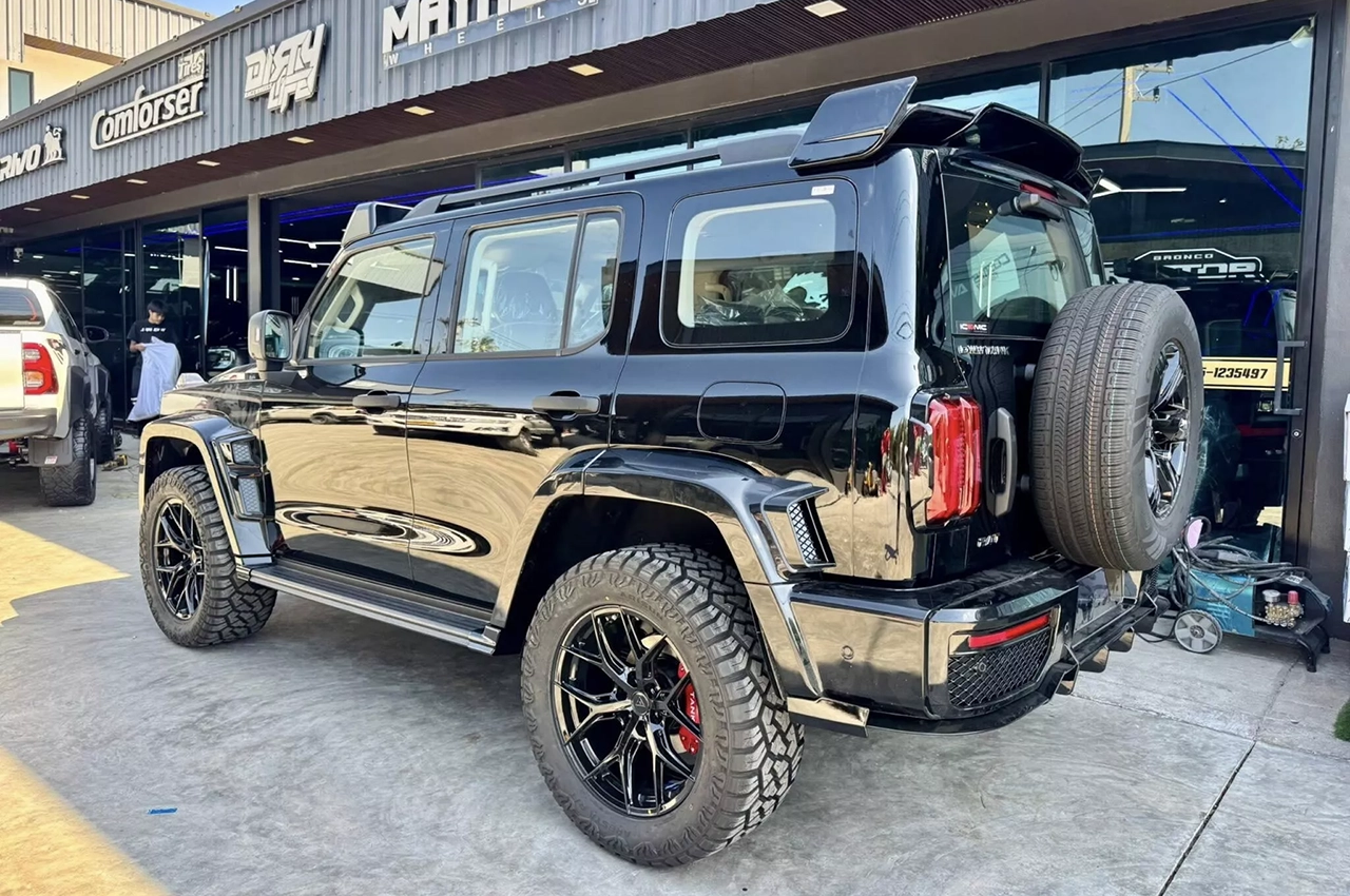 AutomobileFa Tank 300 Mercedes G Class Shana E sport 14041112 4