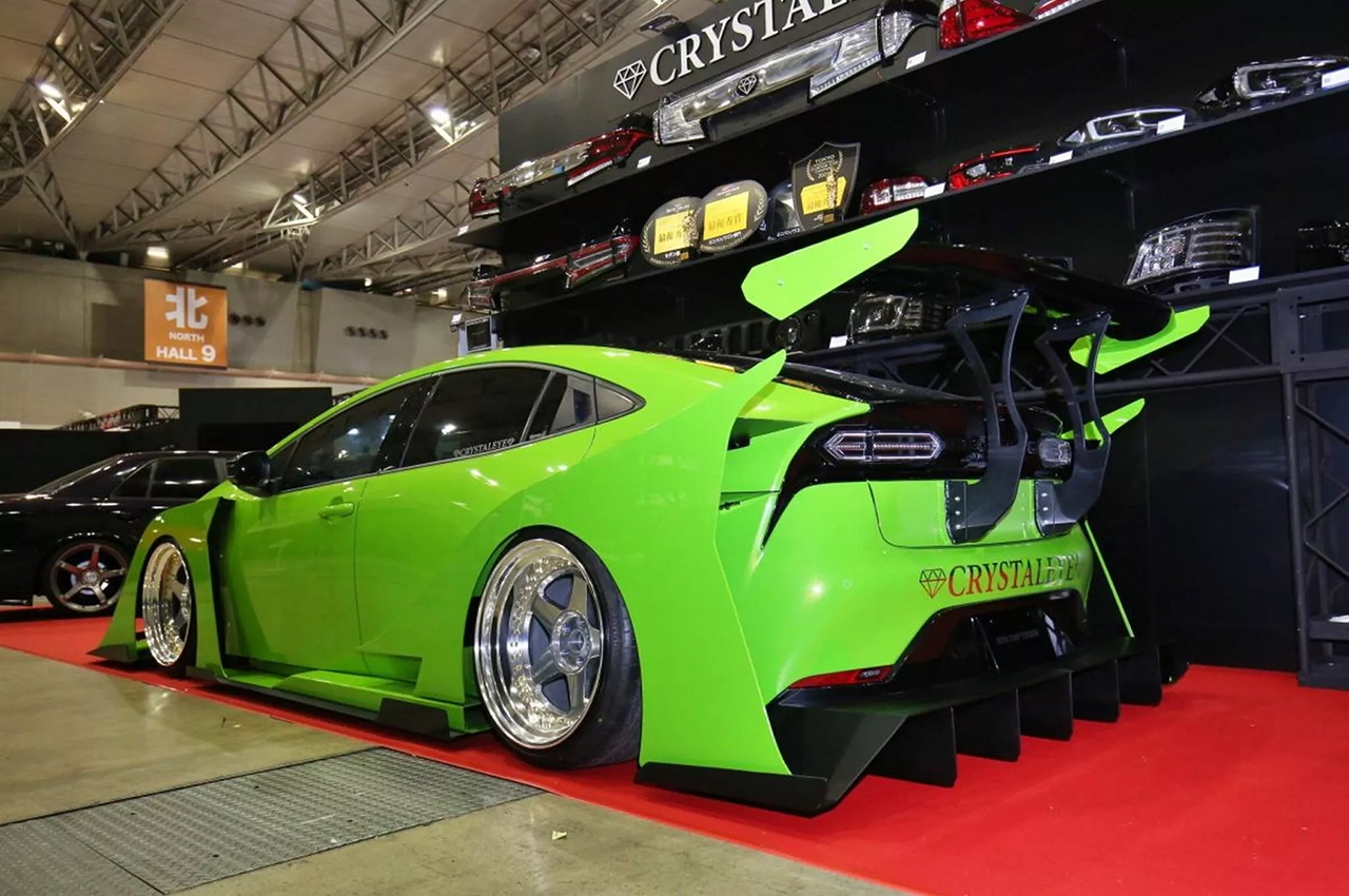AutomobileFa Toyota Prius 14041125 1