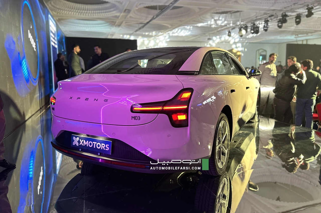 AutomobileFa Xpeng Mona 5