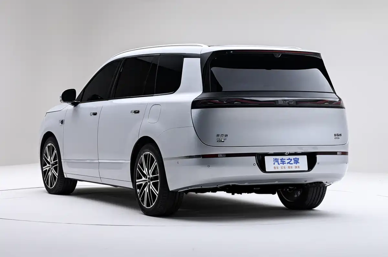 AutomobileFa BYD SeaLion 08 14050220 2