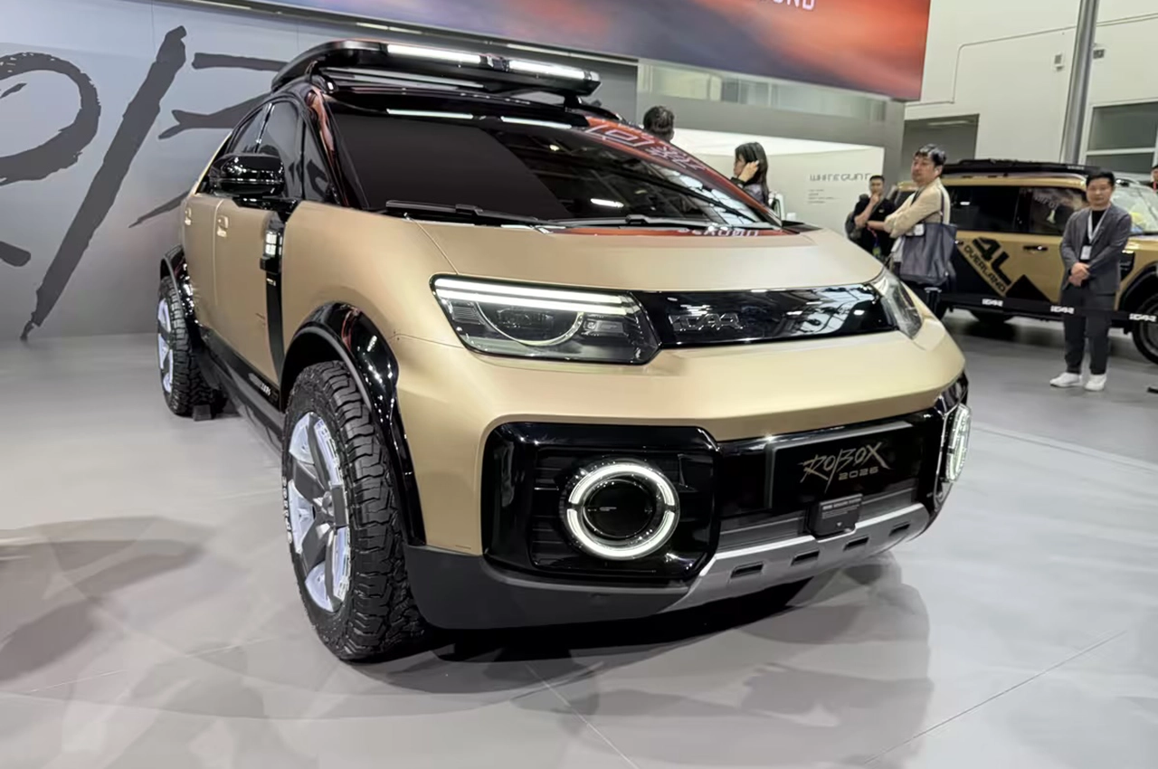 AutomobileFa iCAR ROBOX 14050221 1
