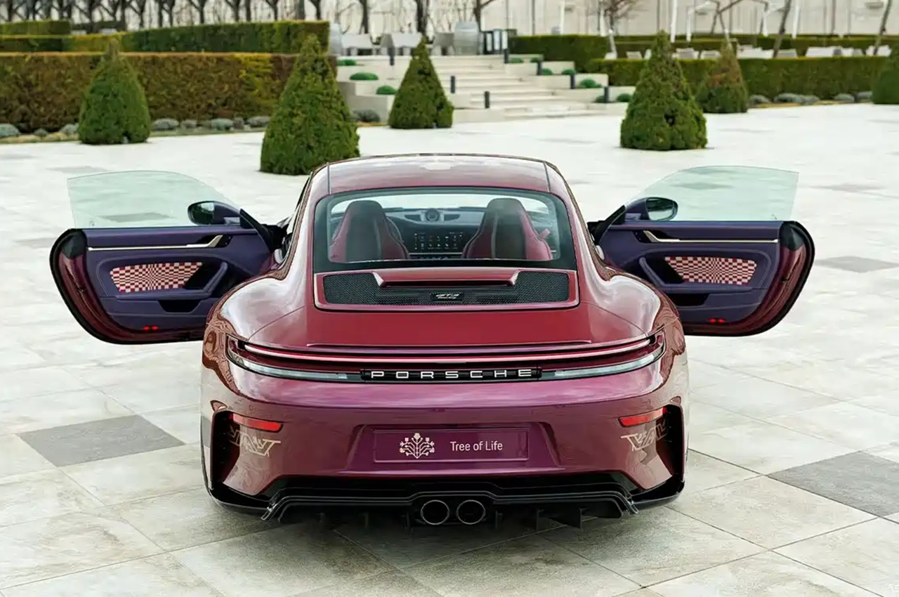 AutomobileFa Porsche 911 GT3 Touring 14050313 6