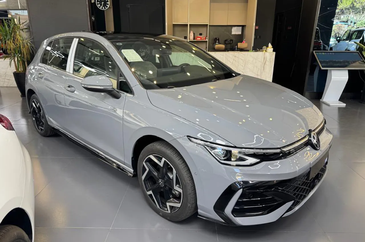  Volkswagen Golf Pro