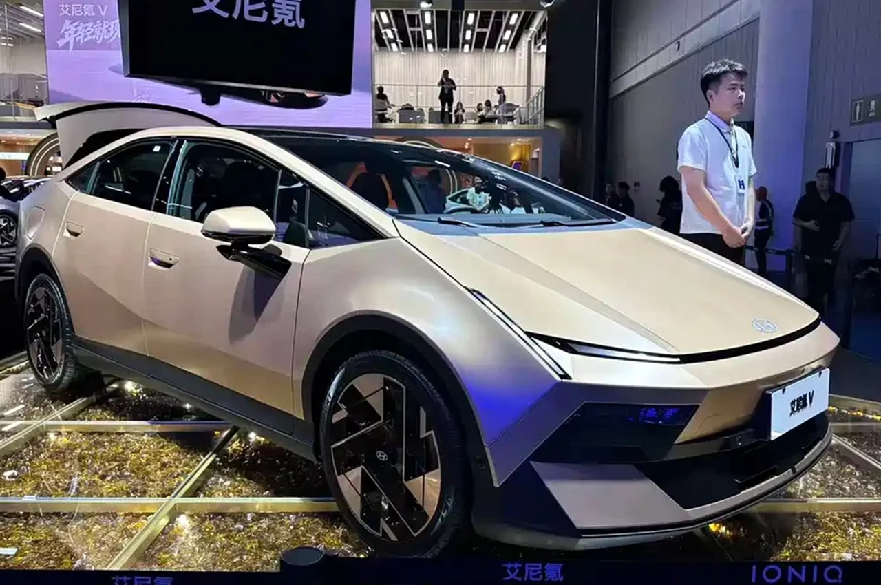 Hyundai Ioniq V 