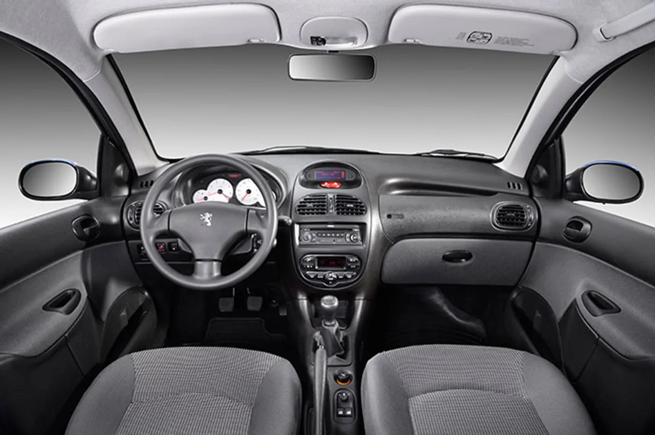 AutomobileFa Peugeot 206 interior 14011124