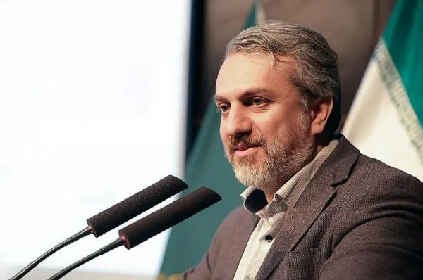 آقای وزیر بر سر دوراهی استیضاح یا استعفا؟