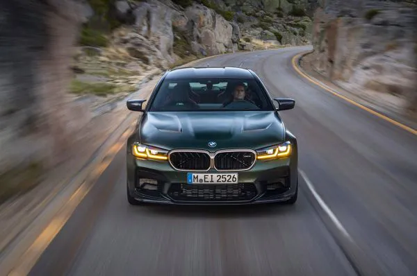 رونمایی ب‌ام‌و از 2022 M5 CS با شتاب صفر تا صد 2.9 ثانیه