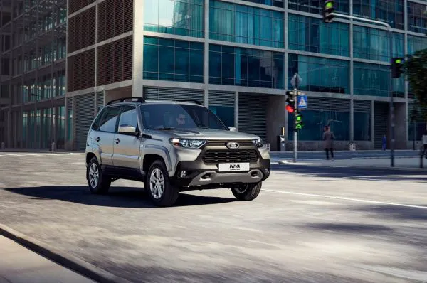 عکس‌های رسمی SUV جدید لادا منتشر شد